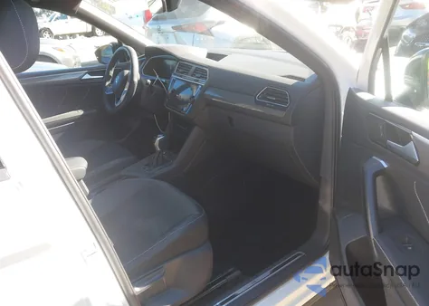 2024 Volkswagen Tiguan 2.0T Se R-Line Black z USA, uszkodzony, nr VIN 3VVCB7AX1RM138654